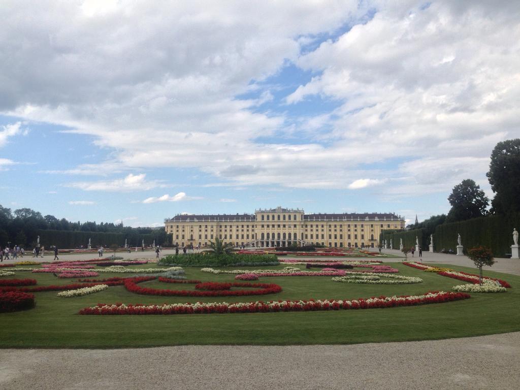 Apartamento Big Vintage Style Flat Near Schonbrunn Viena Exterior foto