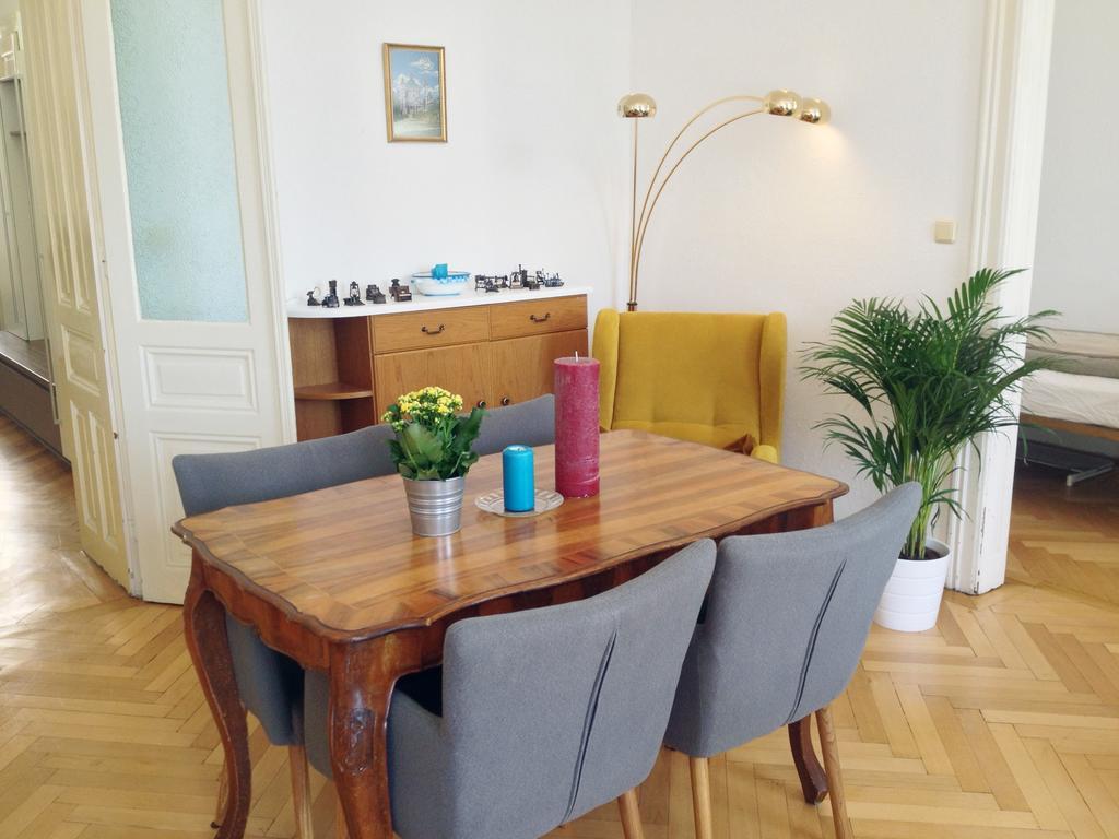 Apartamento Big Vintage Style Flat Near Schonbrunn Viena Exterior foto