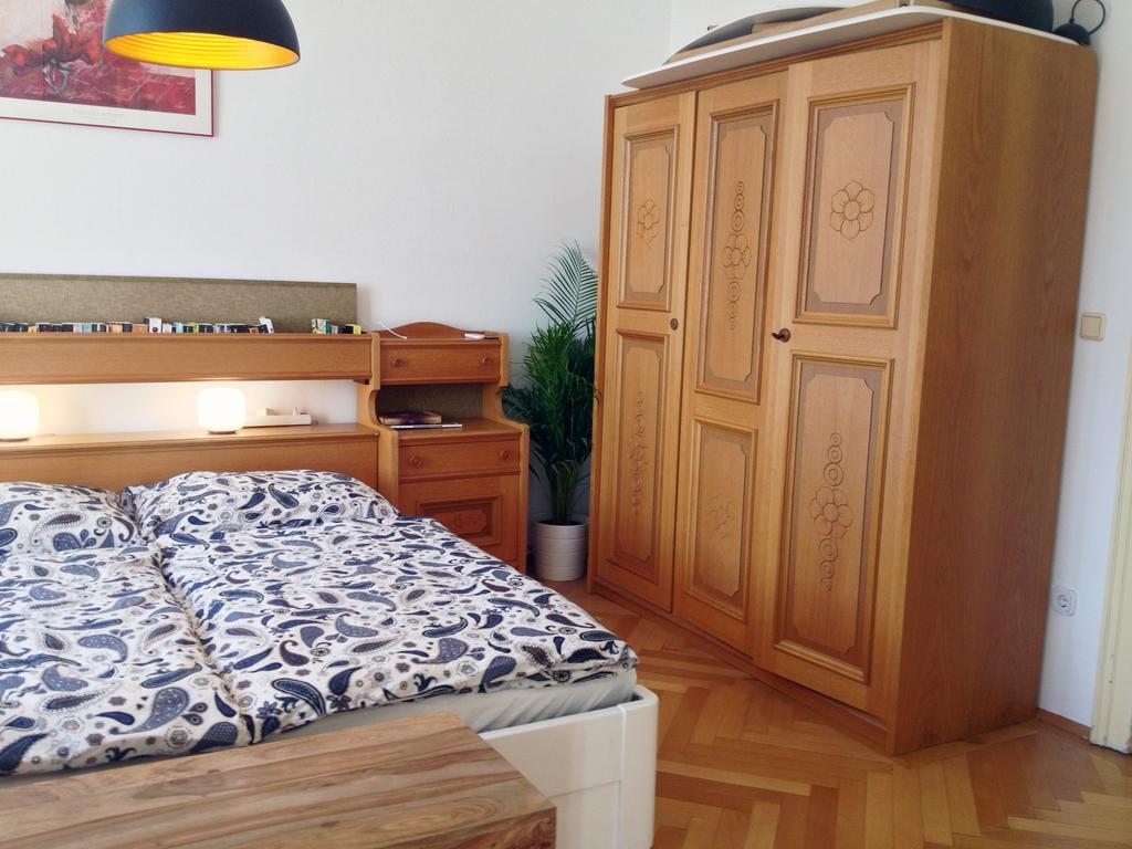 Apartamento Big Vintage Style Flat Near Schonbrunn Viena Exterior foto